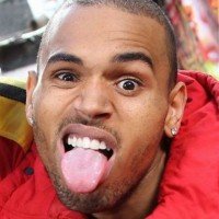 克里斯·布朗(Chris Brown)——欧美应该落在6ix9ine头上的东西