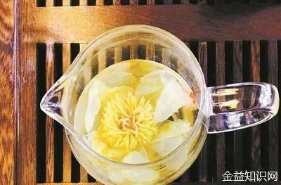 牡丹花泡水喝的功效与作用