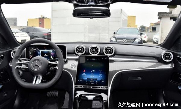 奔驰C260L新车报价2022款，落地价约31万元(裸车价28万)