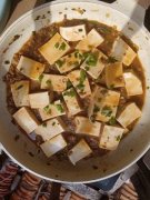 嫩豆腐怎么炒好吃 家常菜做法视频(嫩豆腐怎么炒)